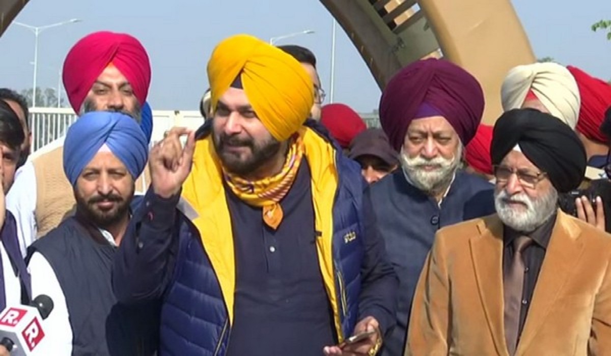 Navjot Singh Sidhu at Kartarpur Corridor: 'We should open borders for trade'