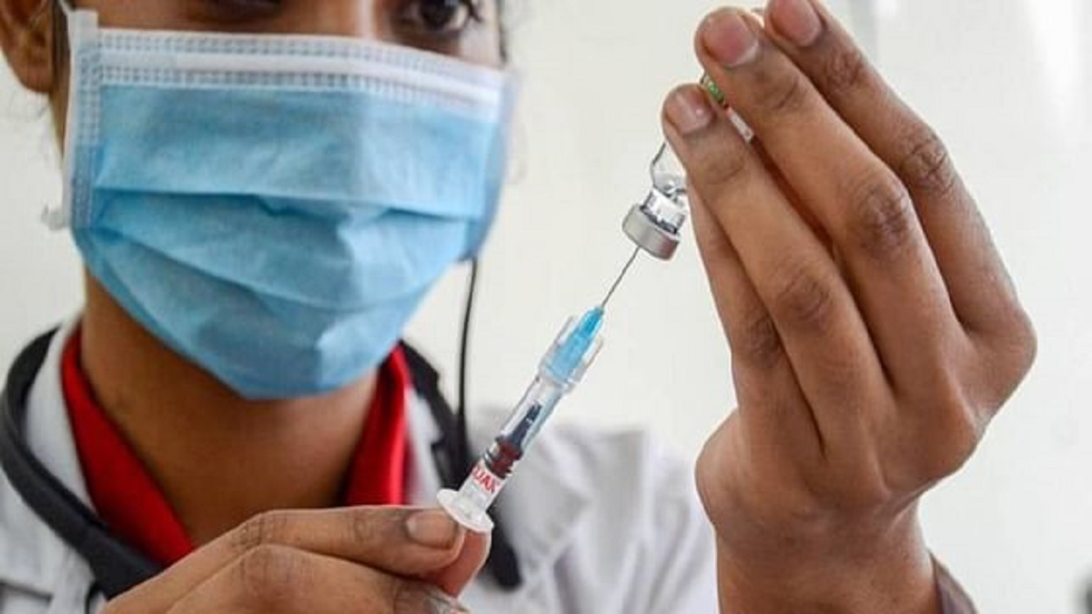 Over 18.53 crore unutilized COVID vaccine doses available with States, UTs: Centre