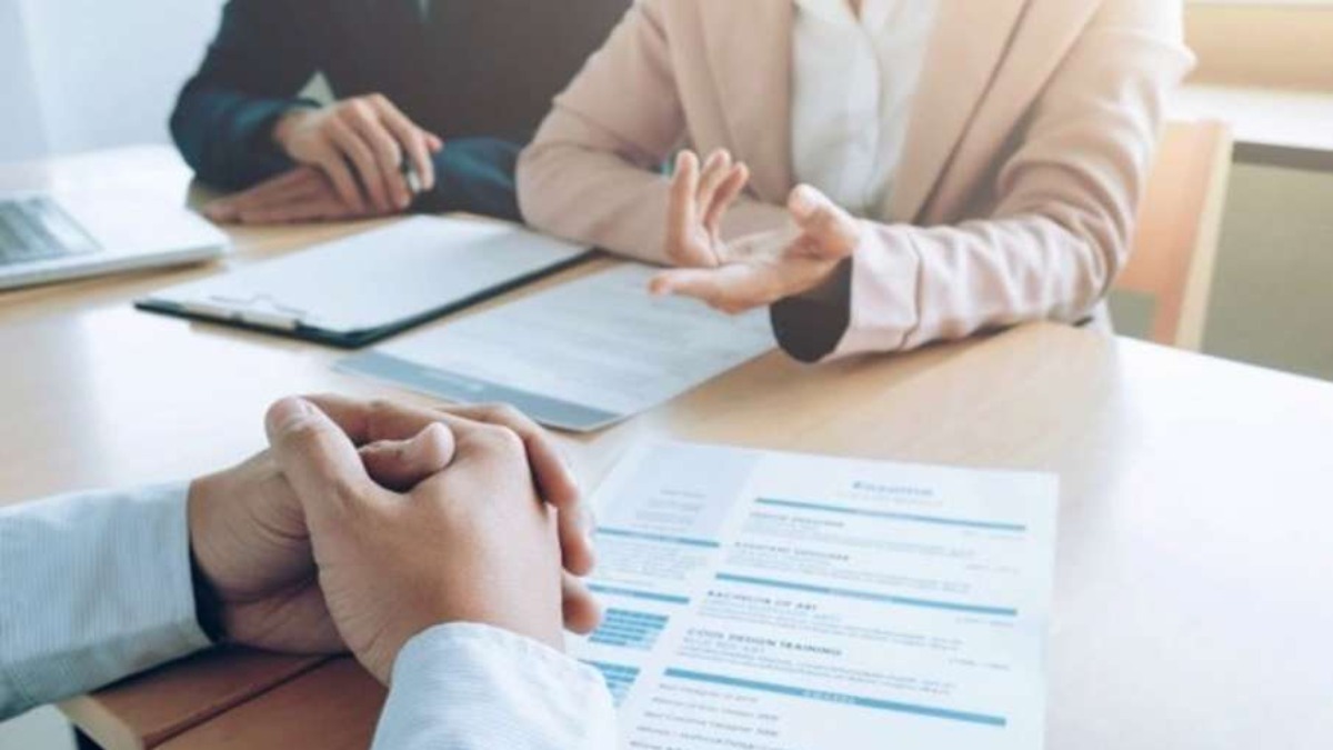 Vastu Tips Keep these things with you while going to an interview, you