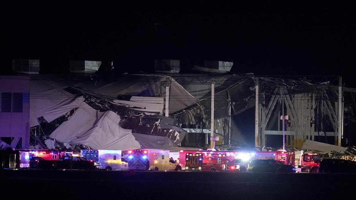 At least 70 feared dead after tornado hits US state of Kentucky