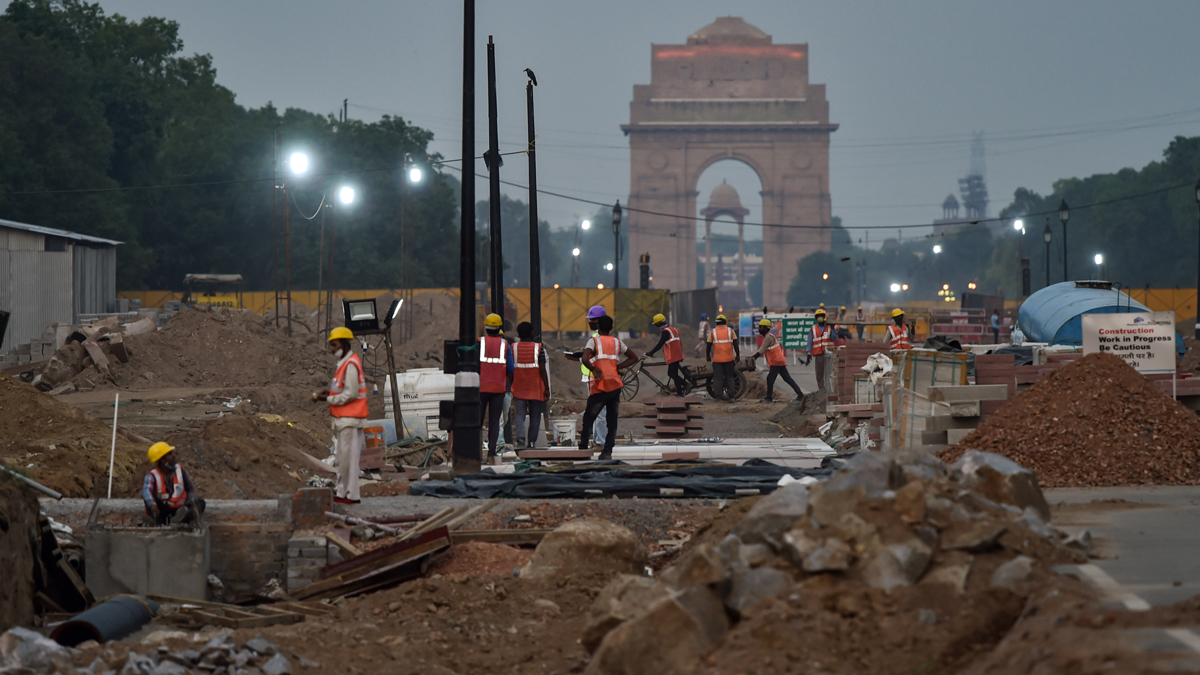 Kejriwal govt to issue notices to CPWD over construction work at Central Vista project site despite ban