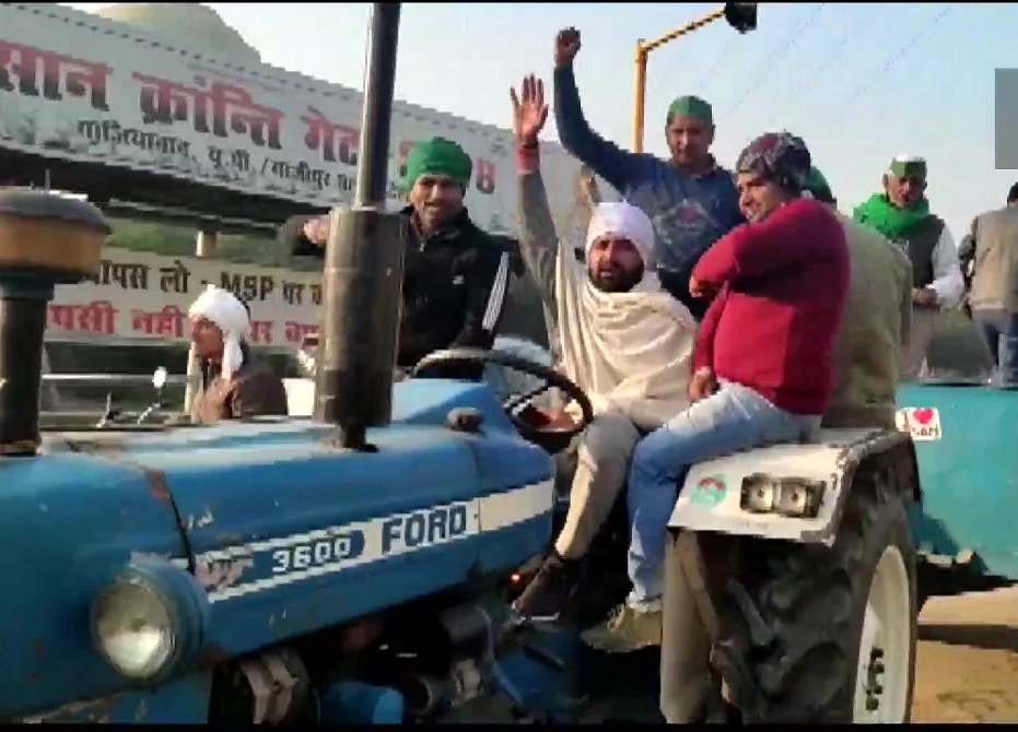 Farmers Protest Delhi Borders Celebrations Rakesh Tikait Punjab