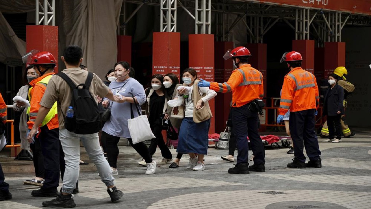 Major fire breaks out in Hong Kong building, dozens trapped