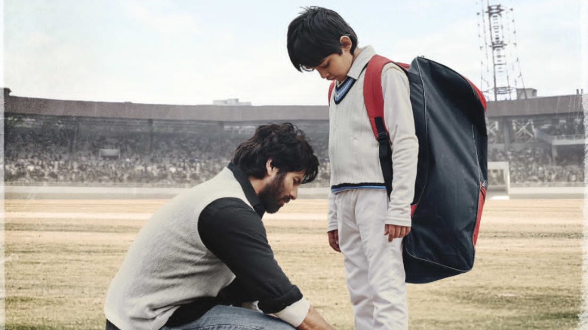 Shahid Kapoor shares his favourite poster of Jersey, says 'Being a father....'