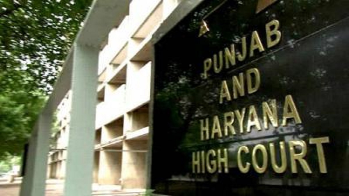 Merely living together for few days not enough for live-in relationship claim: HC