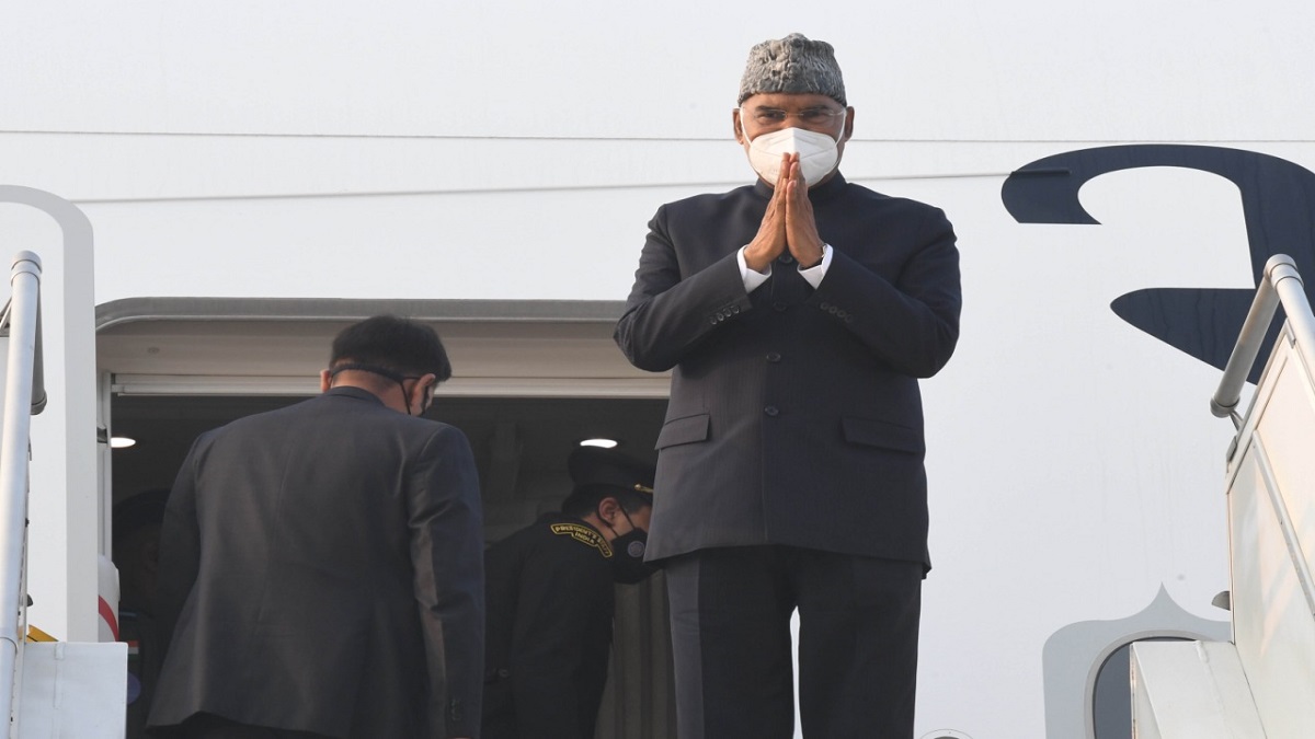 President Kovind arrives in Dhaka to attend Bangladesh's 50th Victory Day celebrations as guest of honour