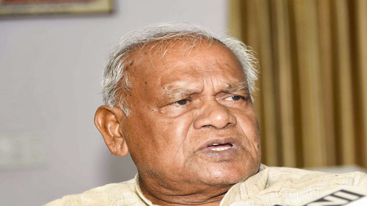 BJP leader announces Rs 11L reward for cutting off Jitan Manjhi's tongue