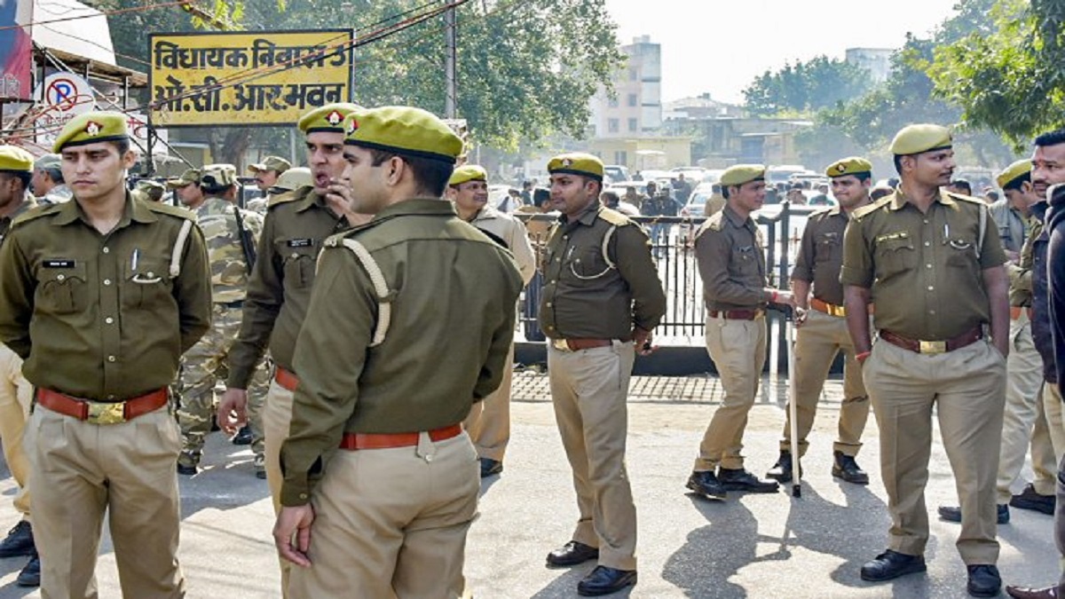 IT Department conducts searches in UP, Karnataka; seizes incriminating material