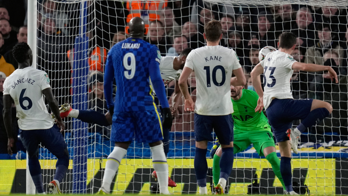 EFL Cup 2021-22: Tottenham's comical defensive errors give Chelsea 2-0 semifinal lead