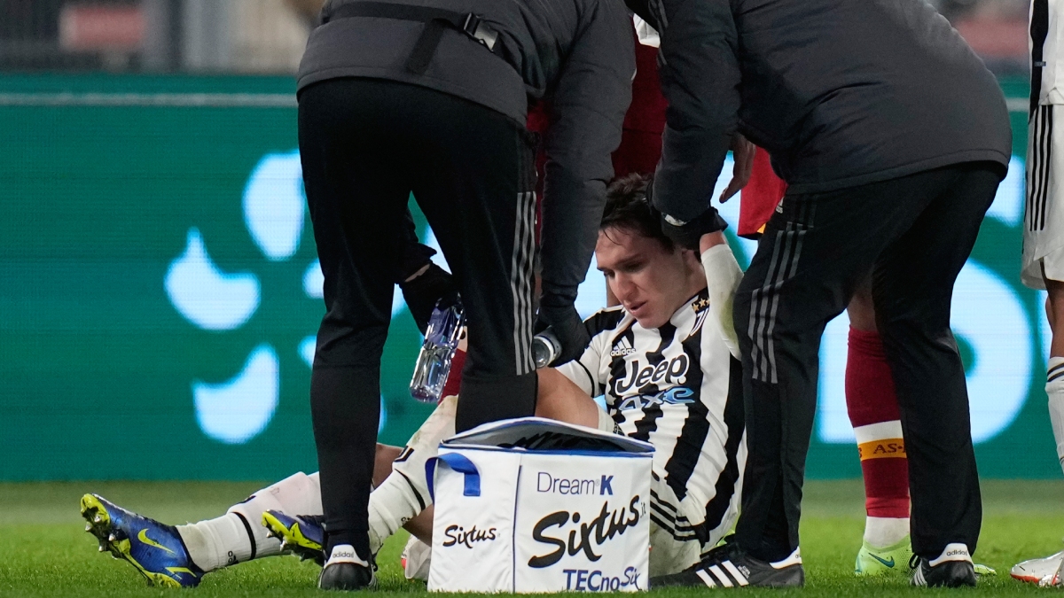 Serie A 2021-22: Juventus winger Federico Chiesa damages ACL, needs surgery