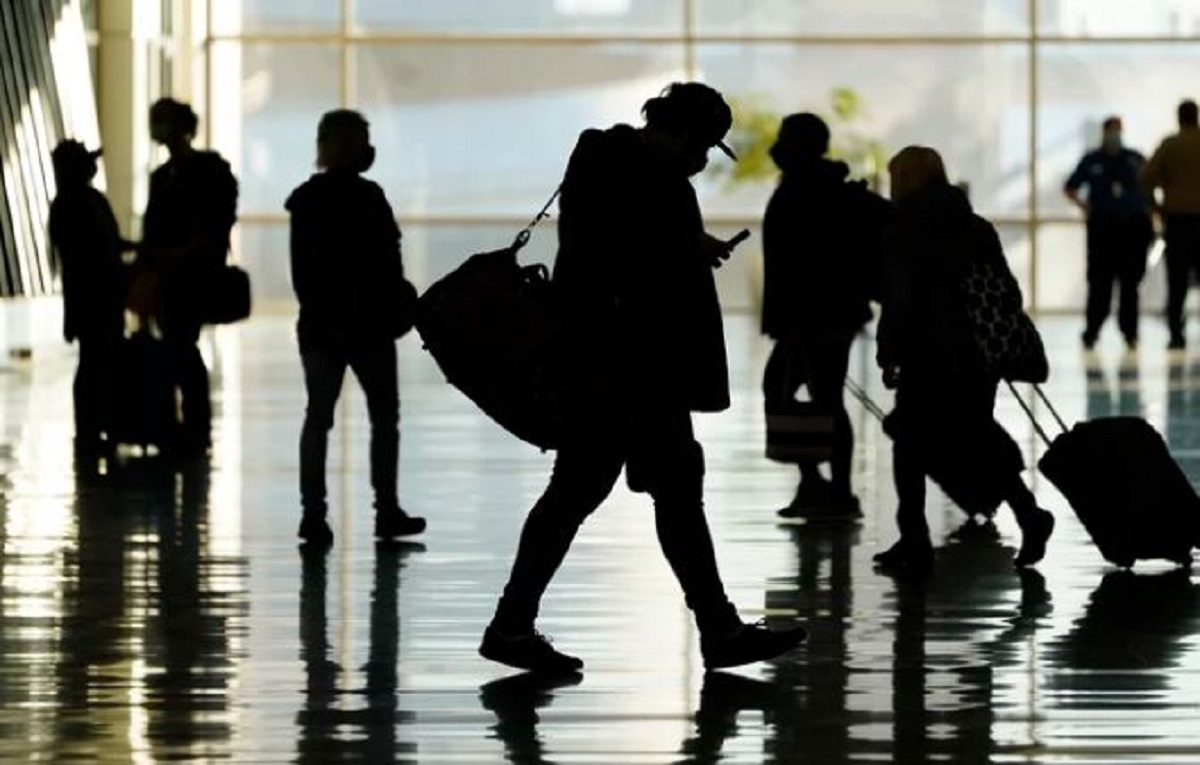 COVID-19 new variant, inflation to derail global economic recovery in 2022: World Bank