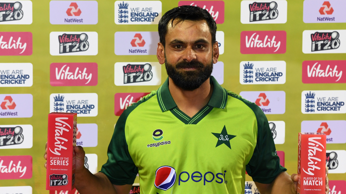 Veteran Pakistan all-rounder Mohammad Hafeez retires from International cricket