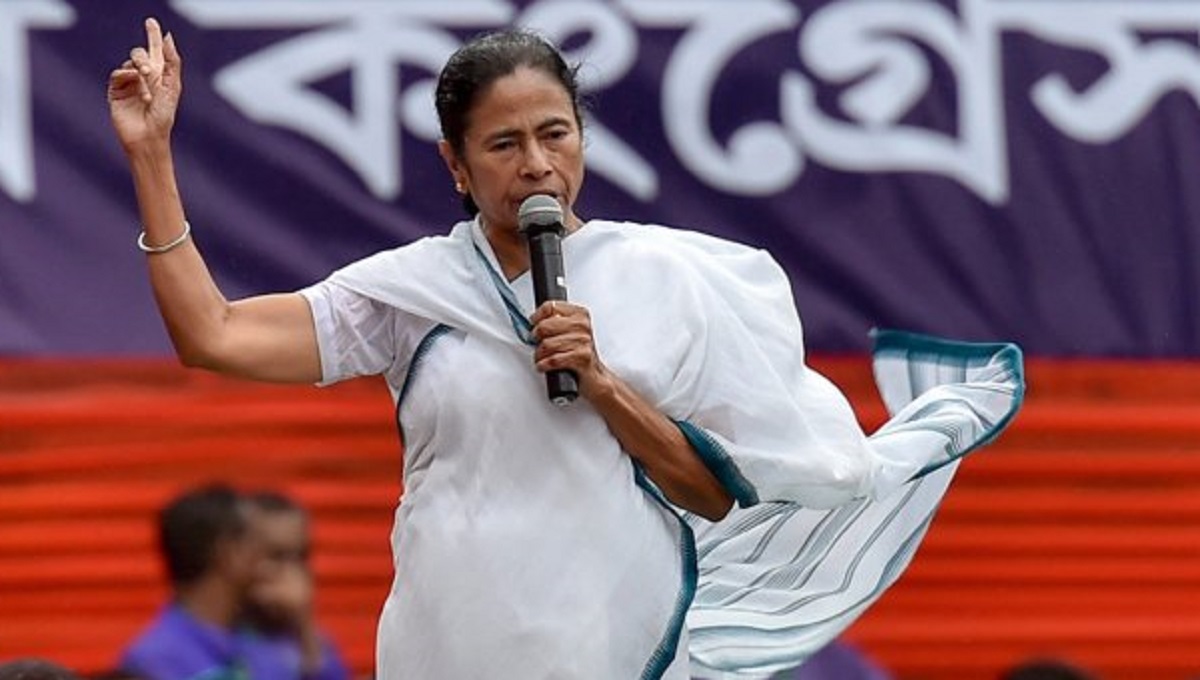 Mamata Banerjee Vows To Strengthen Federal Structure On Tmcs Foundation Day India Tv 3029