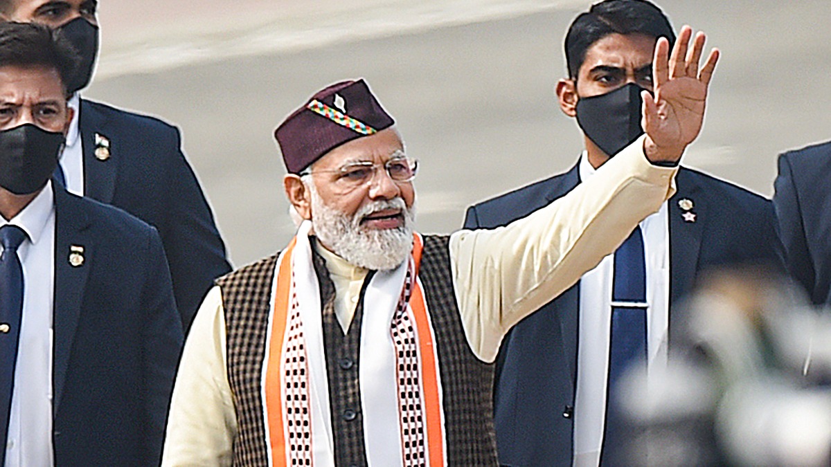 PM Narendra Modi's Rs4.31 crore suit enters Guinness Book record | Mint