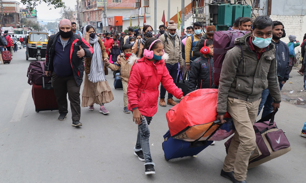 Vaishno Devi yatra continues; 27,000 pilgrims offered prayers at cave shrine following stampede: Official