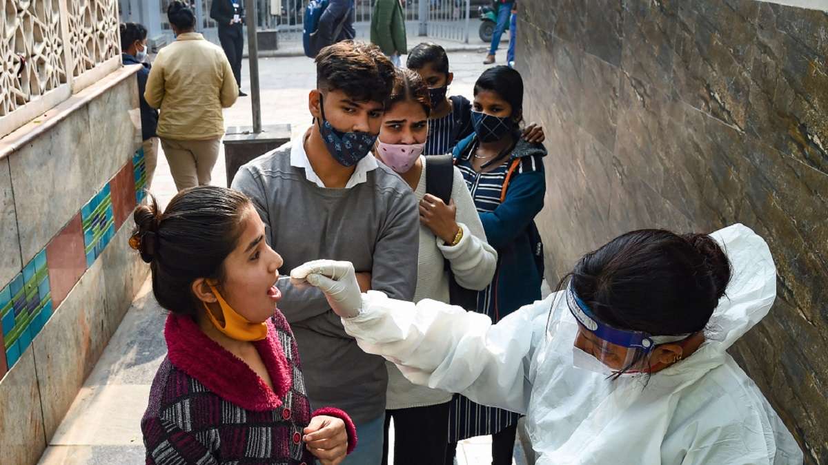 Delhi: Omicron variant found in 84% of samples tested; positivity rate climbs to 6.5%