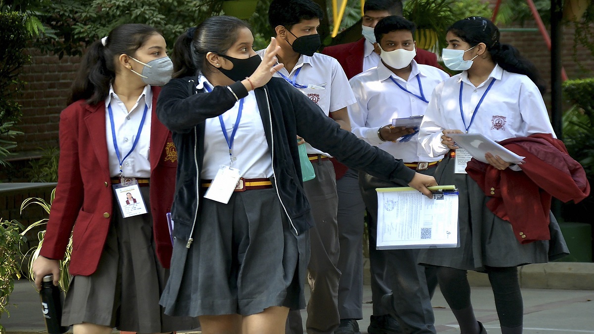 Mumbai schools for classes 1 to 9 and 11 to remain closed till Jan 31 as Covid cases spike