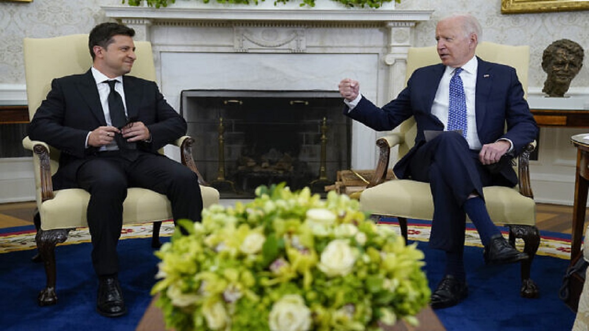 Joe Biden calls Ukrainian president Zelensky; commits to supporting its sovereignty, territorial integrity