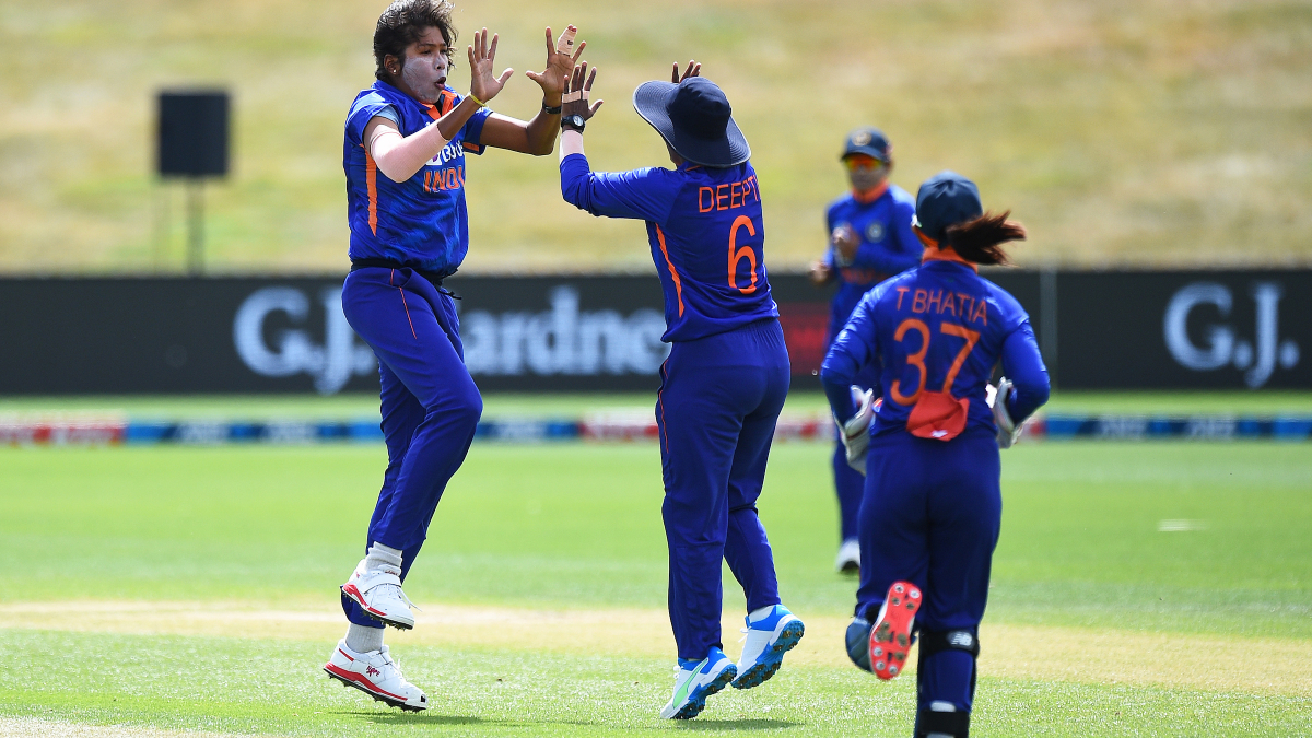 Indian women suffer 3-wicket defeat to NZ in third ODI, lose series