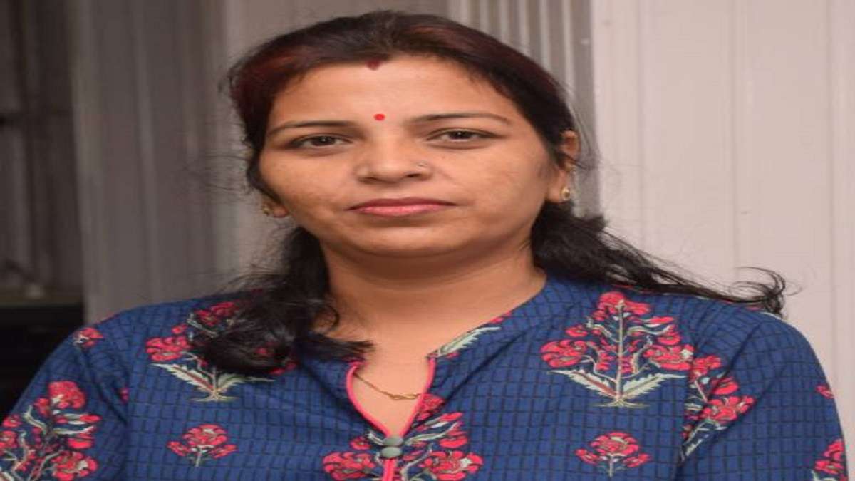 CBI arrests AAP councillor Geeta Rawat red-handed while taking bribe ...