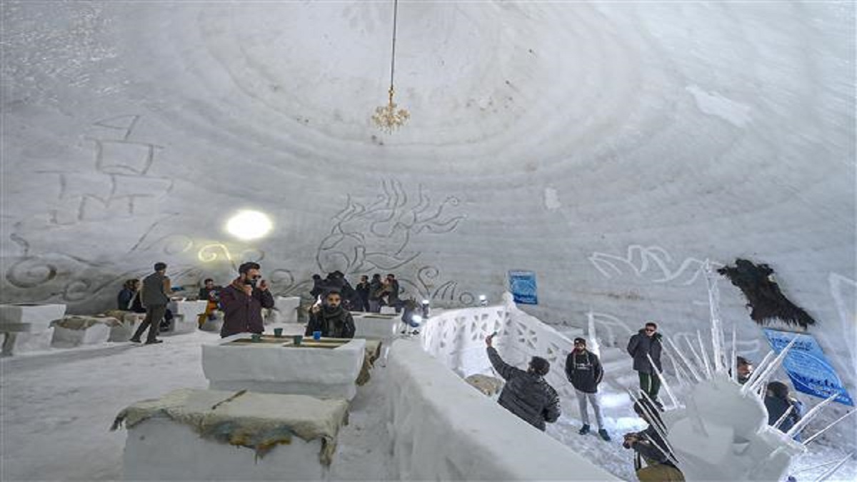 Jammu and Kashmir Gulmarg opens largest Igloo Cafe tourist attraction