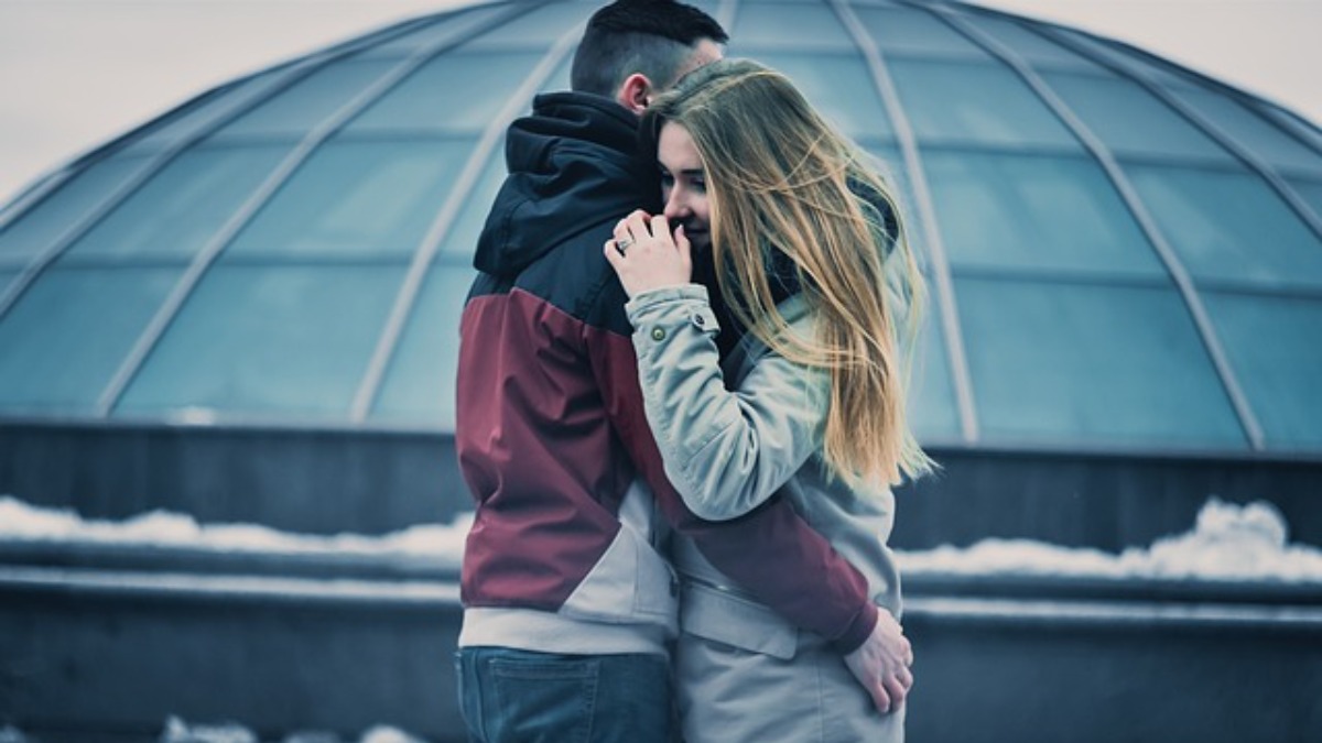 Happy Hug Day 2022: Quotes, Wishes, Greetings, SMS, HD Images and  Wallpapers for WhatsApp & Facebook | Relationships News – India TV