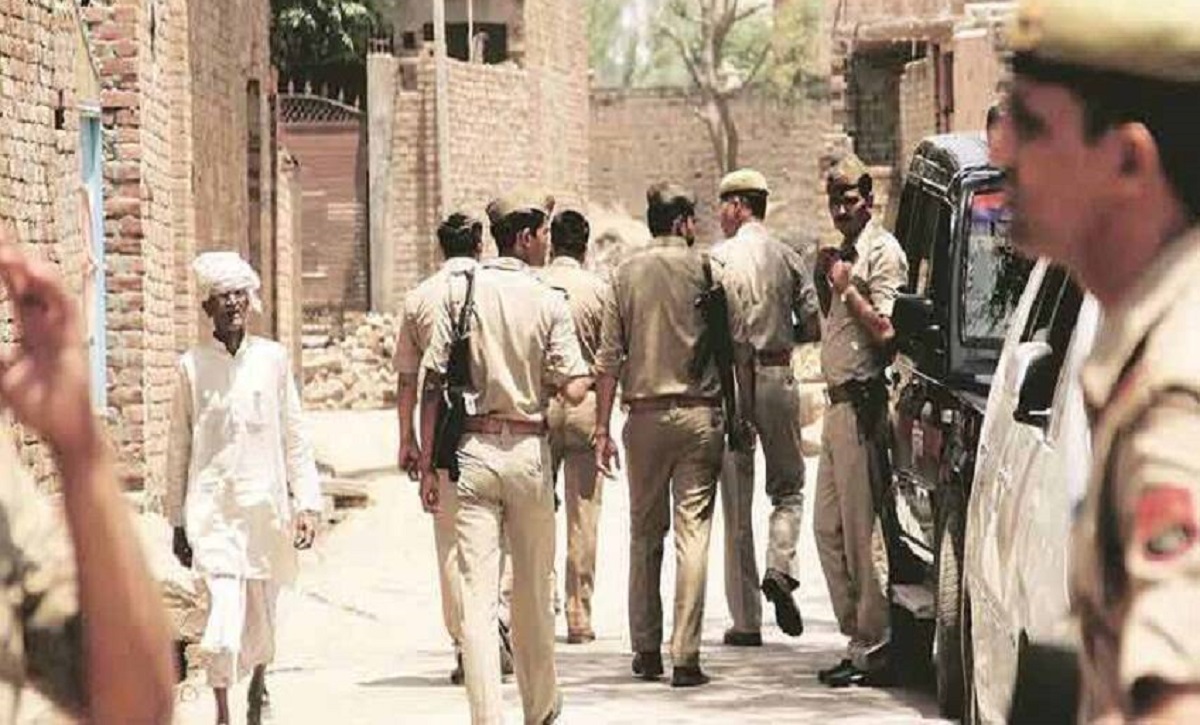 UP: Violent clashes in Moradabad village over molestation of teenage girls