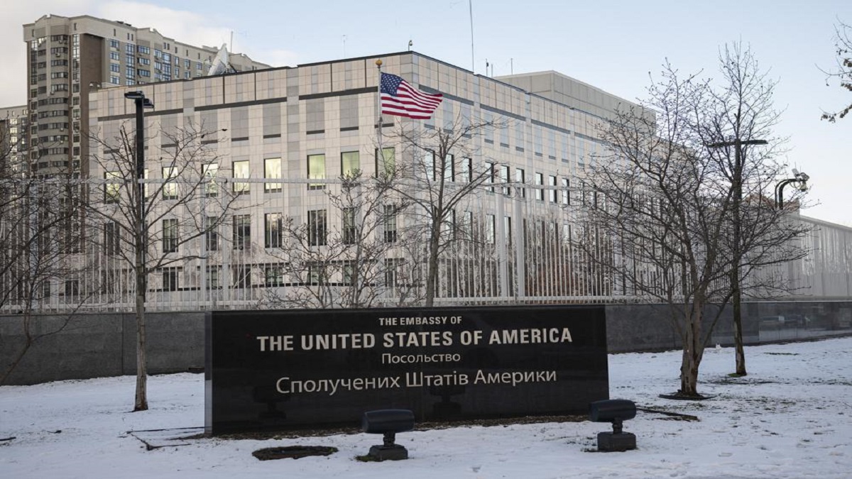 Poland facilitating departure of US citizens from Ukraine: US Embassy