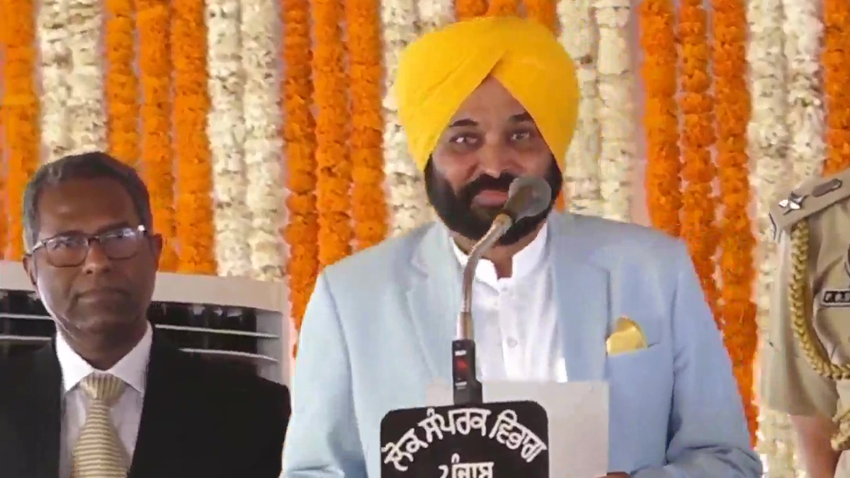 Bhagwant Mann takes oath as Punjab CM, says 'I am also CM for those who haven't voted AAP'