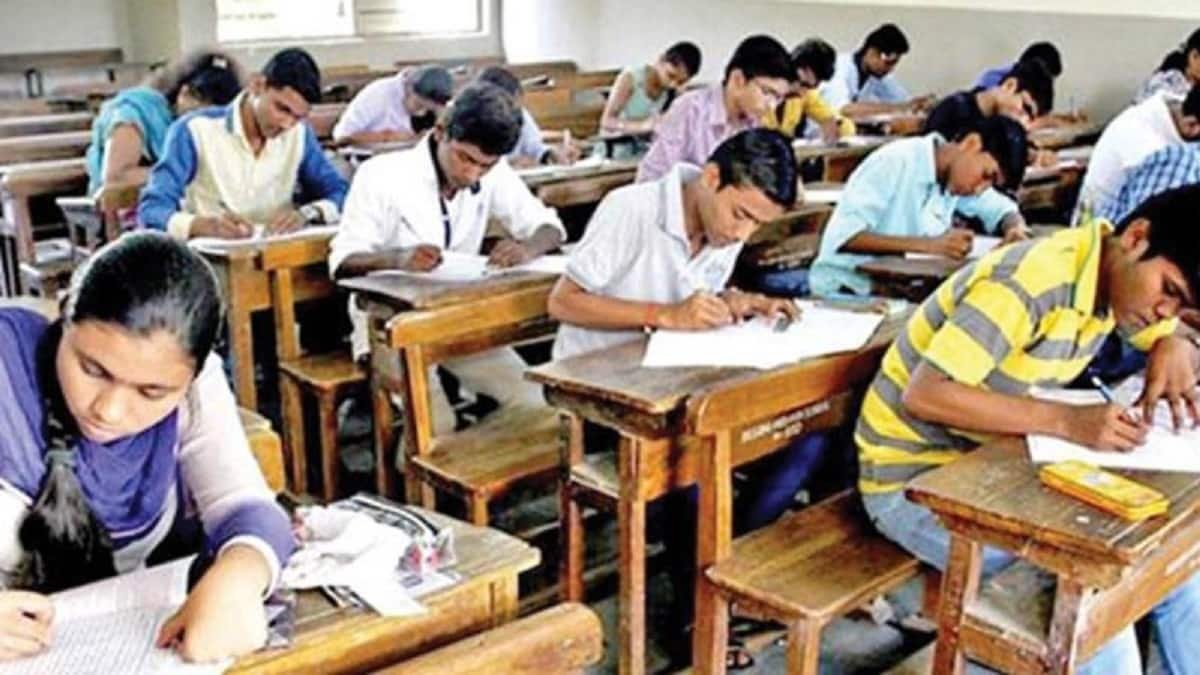 UP Board Exam Date 2022: Offline exams for Classes 10, 12 from March 24