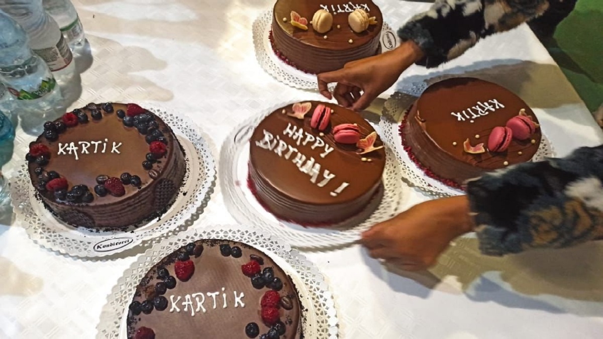 Shop for Fresh Gentelman Theme Birthday Cake online - Dr. Ambedkar Nagar