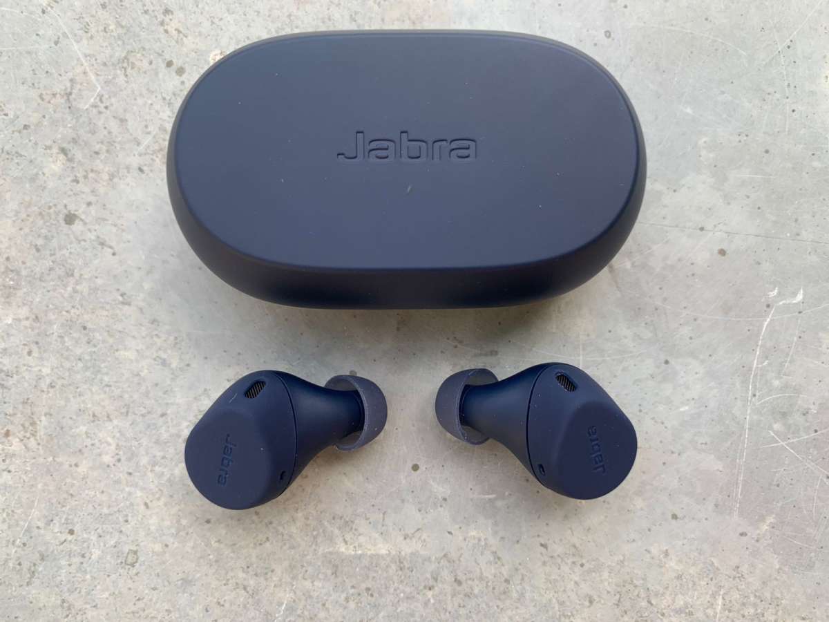 Jabra Elite 7 Active earbuds review bass music call experience