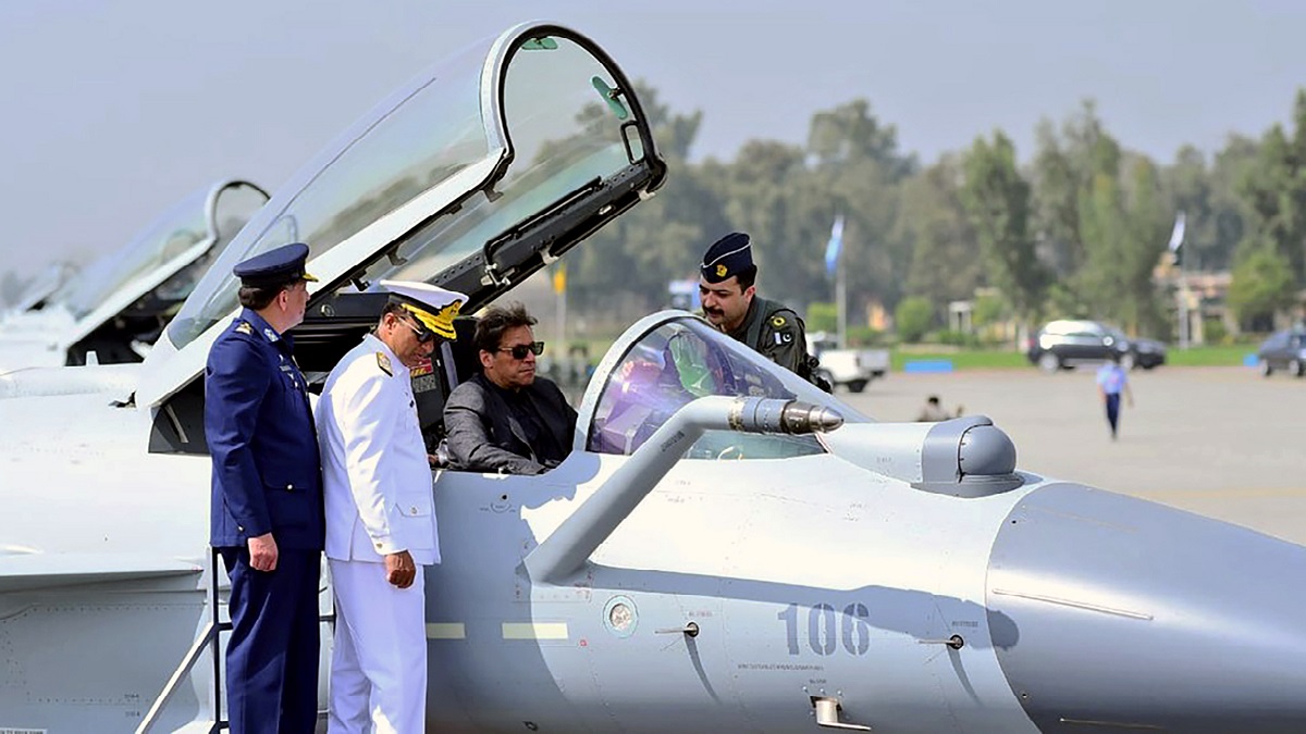 Pakistan Inducts J-10C Fighter Jets From China To Counter India's ...