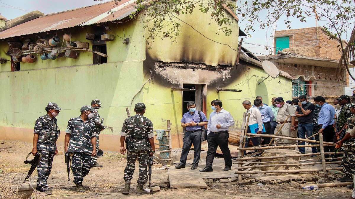 Birbhum: Central Bureau of Investigation (CBI) officers with CFSL team investigate near the house where people were burnt alive.