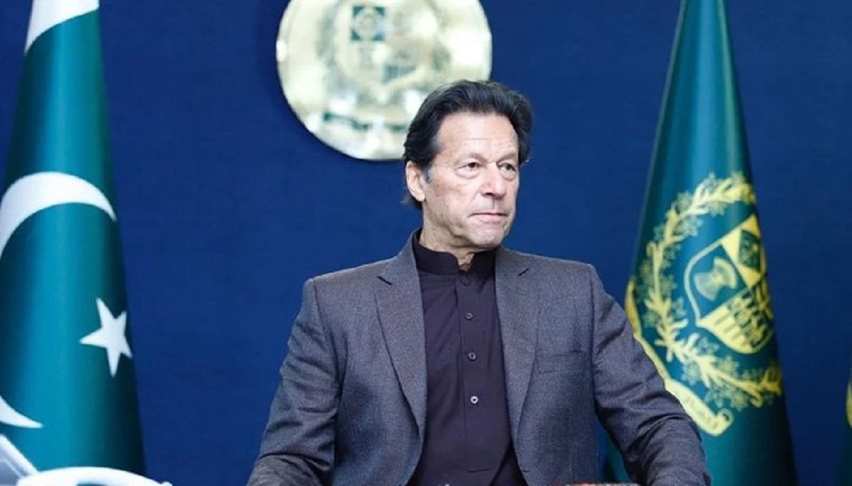 Imran Khan ousted as Pakistan PM - A timeline of how no-confidence vote removed Khan from office