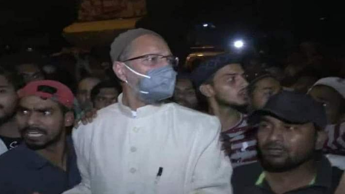 Owaisi stopped from visiting Jahangirpuri, lashes out at BJP, AAP over demolition drive