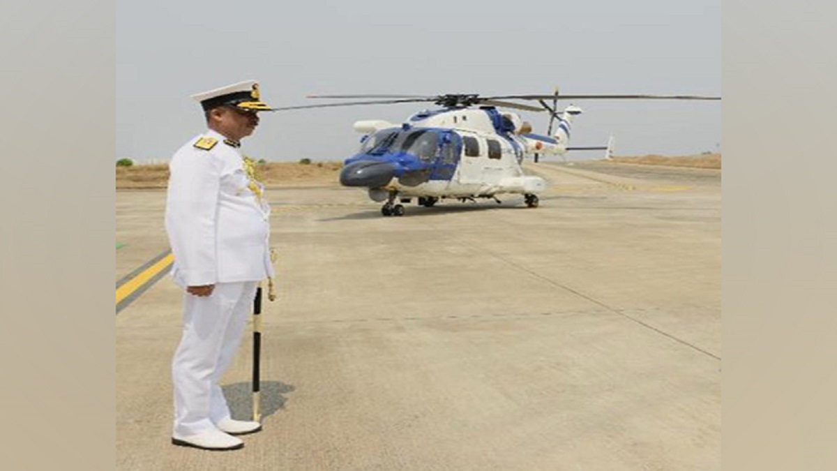 Indian Navy working with HAL to develop 50 UH (Marine) choppers for warship requirements