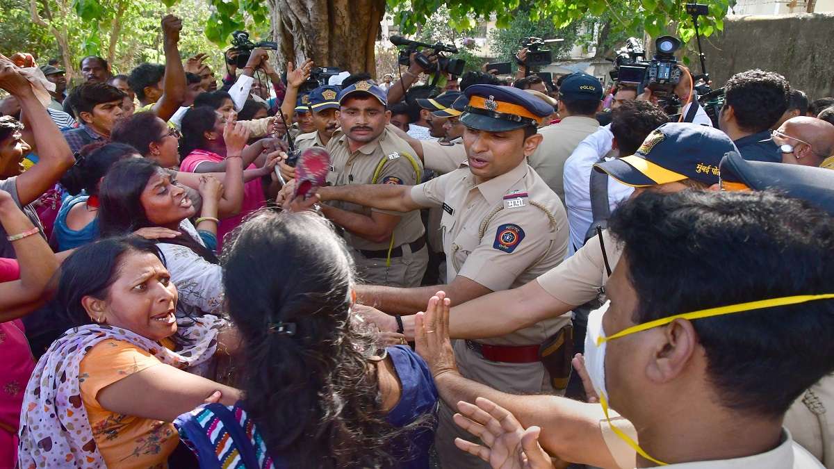 Seven more arrested for MSRTC workers' protest outside NCP chief Sharad Pawar's house; 110 held so far