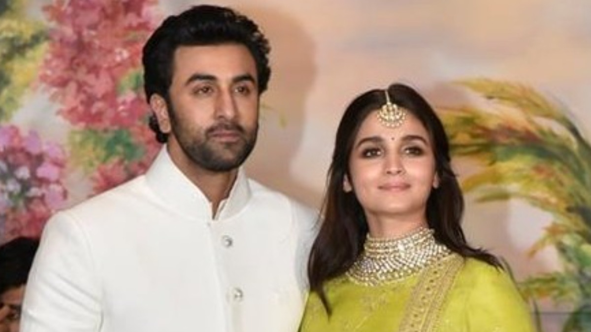 Ranbir Kapoor and Alia Bhatt are married! Meet the new Mr and Mrs ...