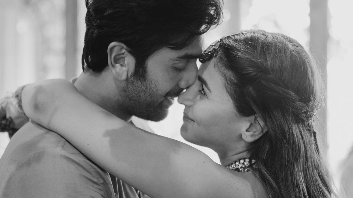 Alya Bhatt Sex - Ranbir-Alia's post-wedding buzz continues; newlyweds to head to South  Africa for honeymoon? | Celebrities News â€“ India TV