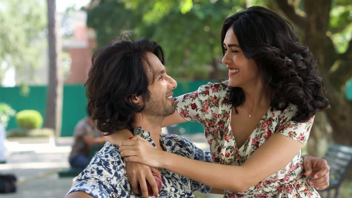 Jersey Twitter reactions: Fans declare Shahid Kapoor, Mrunal Thakur's sports drama 'must watch'