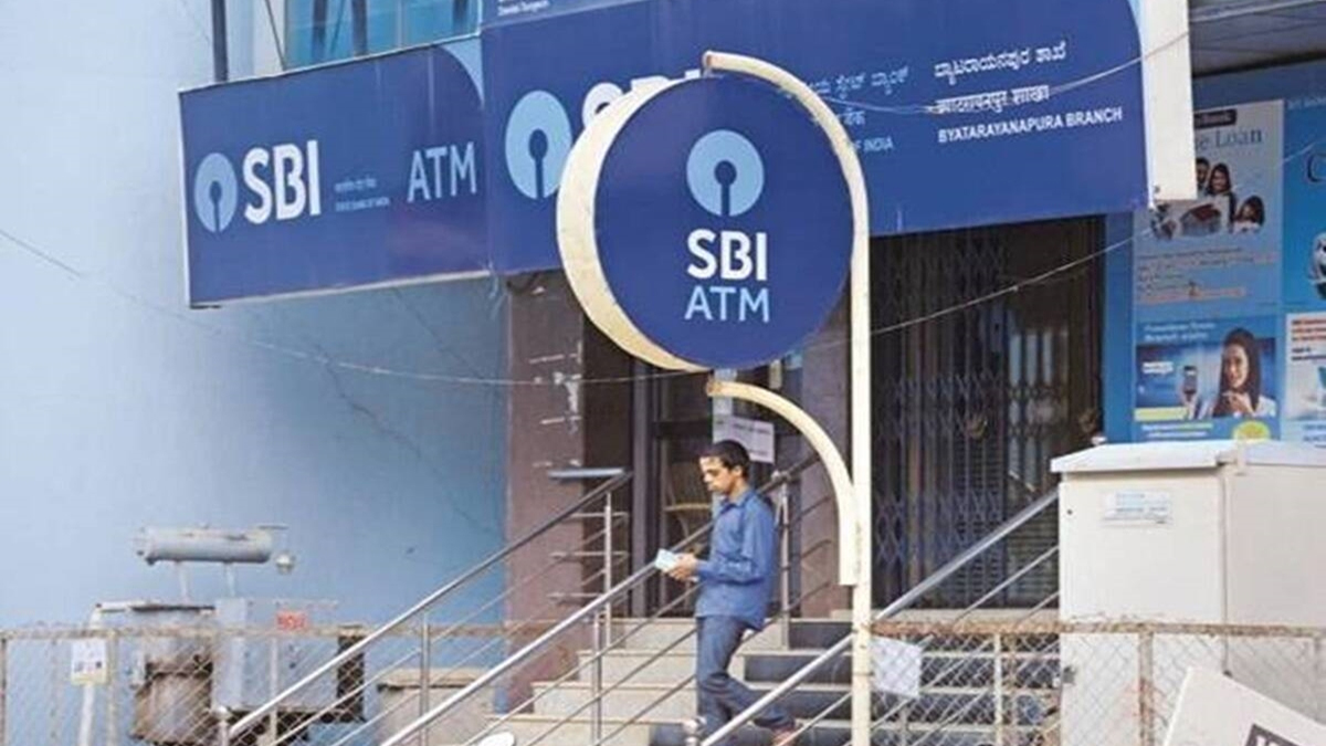 Home Loan Personal Loan Emis Set To Rise As Sbi Hikes Interest Rates After Years India Tv