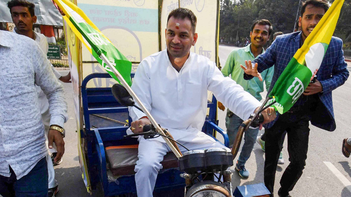 Tej Pratap Yadav invites Amit Shah for Iftar party at Rabri Devi's residence in Patna