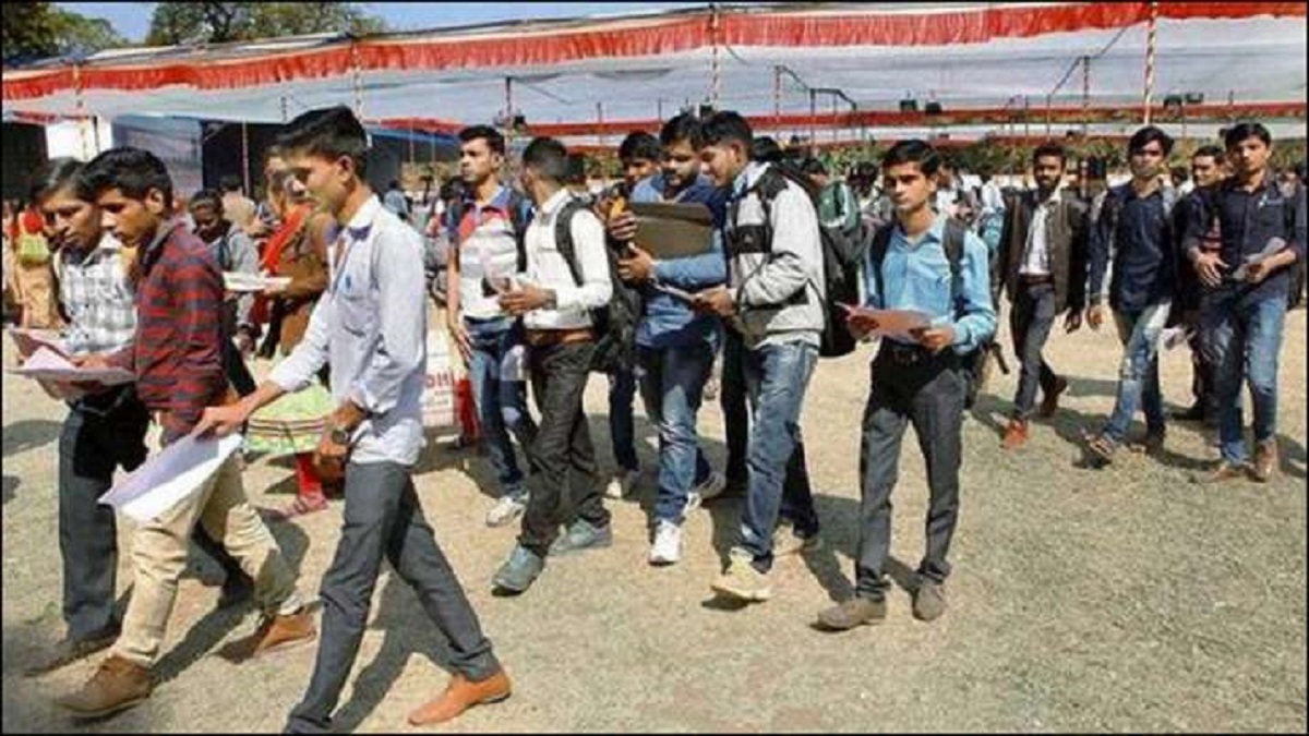 Chhattisgarh tops states with lowest unemployment rate in country: Govt ...