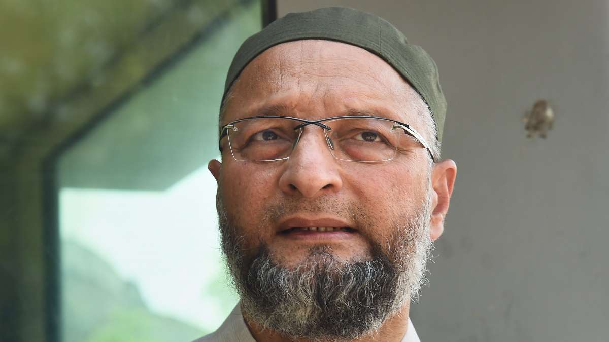 'Textbook repeat of Dec 1949 in Babri': Owaisi on sealing of place in Gyanvapi where Shivling is found