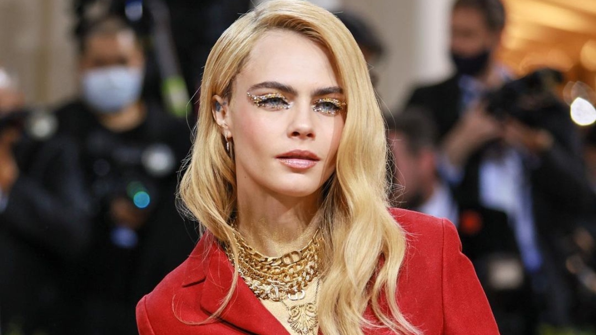 Suicide Squad actress Cara Delevingne strips off at Met Gala 2022 and ...