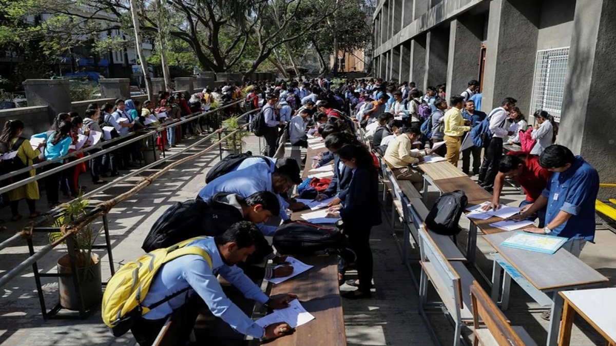 India's Unemployment Rate Rises To 7.83% In April, Haryana Tops The ...