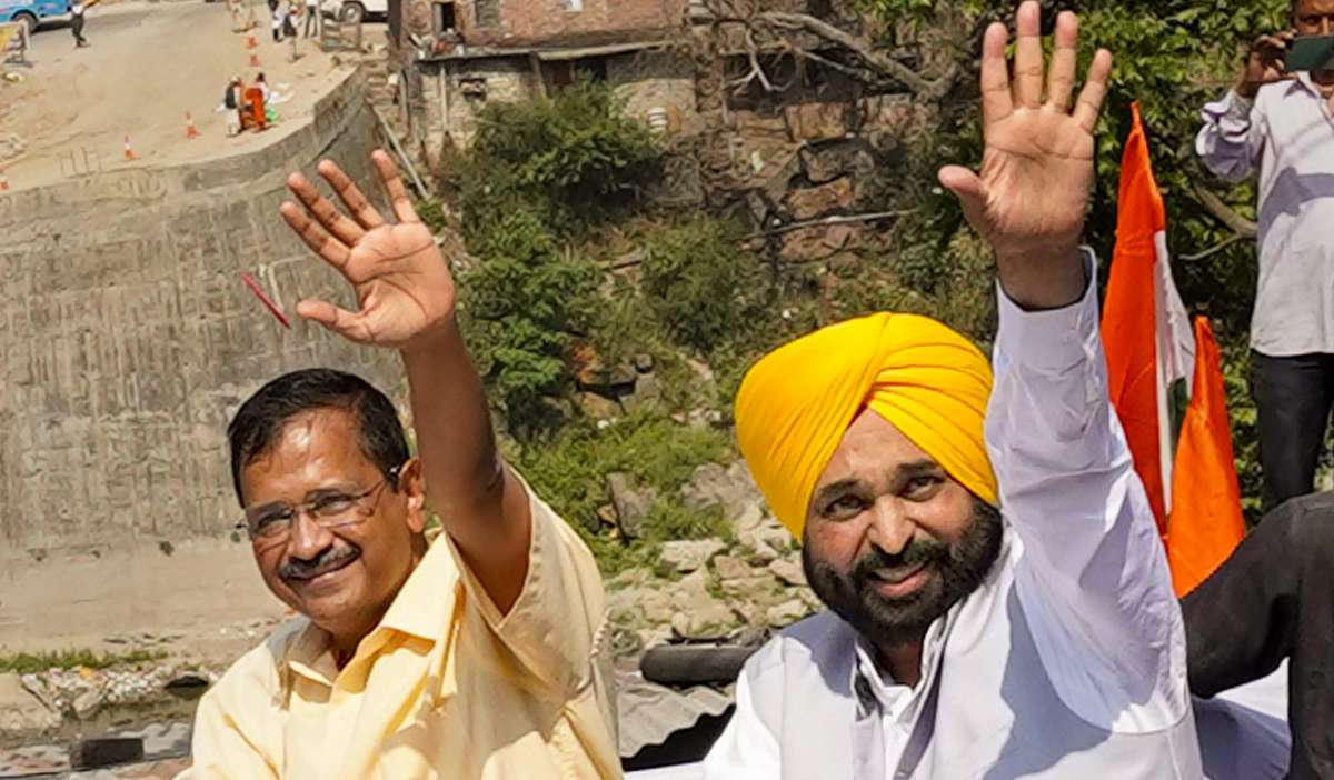 Kejriwal Proud Of Bhagwant Mann For Sacking Vijay Singla Punjab Health Minister Over Corruption