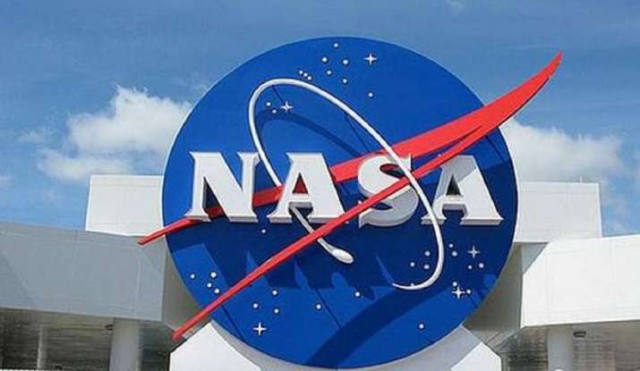 WHAT! NASA plans to send naked pictures of humans to space in hope of ...