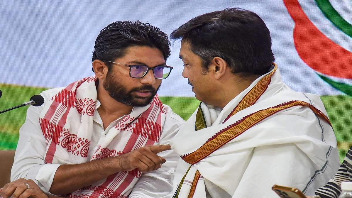 Jignesh Mevani hopes Congress may not project anyone as CM face in Gujarat polls